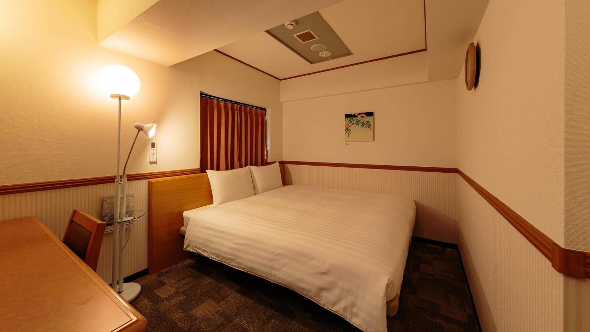 Toyoko Inn Tokyo Tozai-Sen Nishi-Kasai Pokoj fotografie