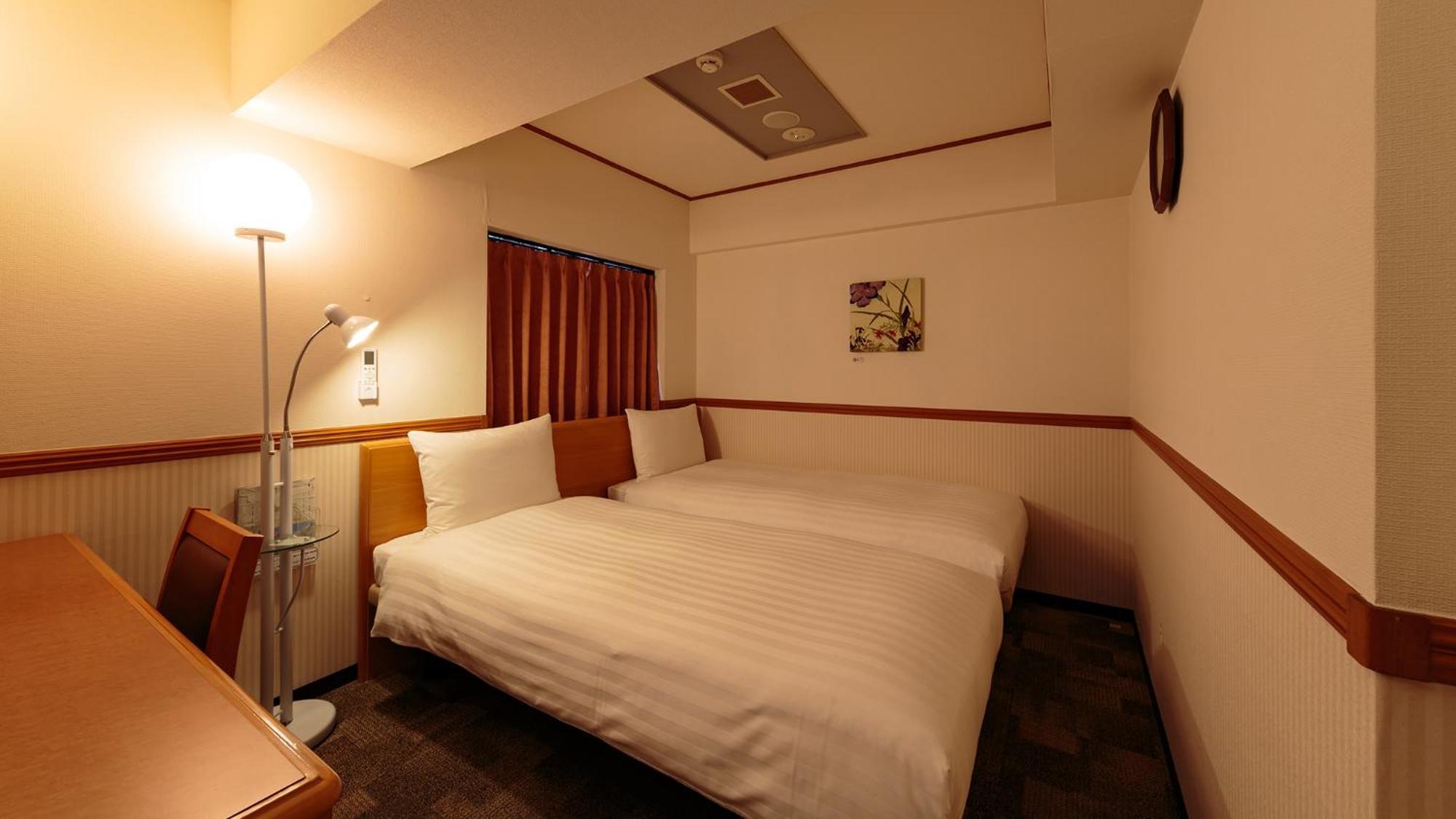 Toyoko Inn Tokyo Tozai-Sen Nishi-Kasai Pokoj fotografie